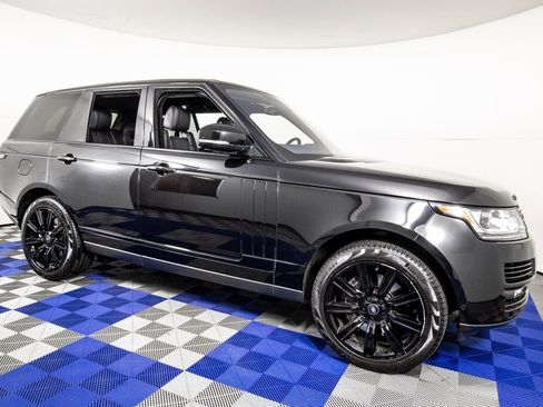 Used 2017 Land Rover Range Rover Supercharged image 3