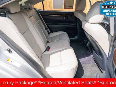 Used 2013 Lexus ES 350 w/ Luxury Pkg FWD image 19