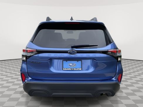 Used 2026 Subaru Forester Premium AWD/4WD image 7