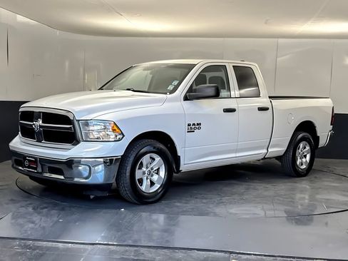 Used 2024 RAM 1500 Classic SLT RWD image 7