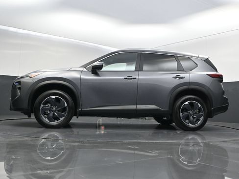 Used 2026 Nissan Rogue SV w/ SV Premium Package AWD/4WD image 41