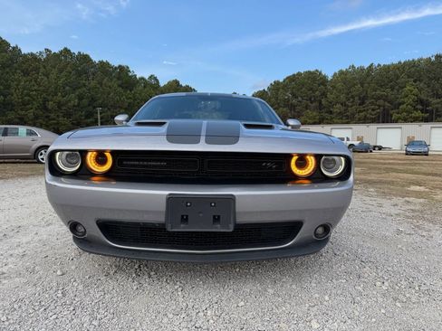 Used 2017 Dodge Challenger R/T w/ Blacktop Package image 8