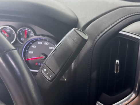 Used 2020 Chevrolet Silverado 1500 LT Trail Boss image 16