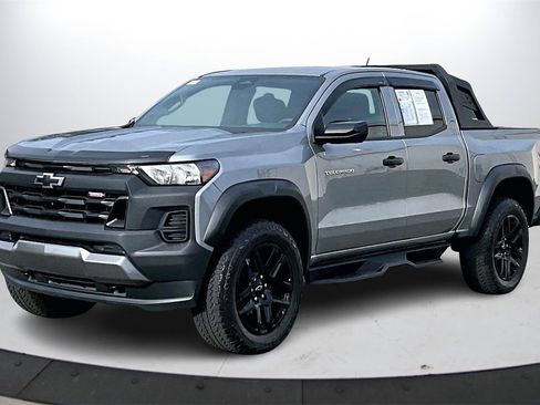 Used 2023 Chevrolet Colorado Trail Boss w/ Technology Package image 4