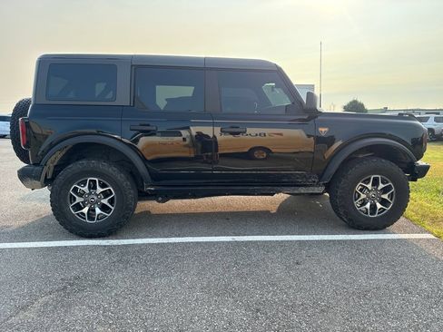 Used 2024 Ford Bronco Badlands AWD/4WD image 4