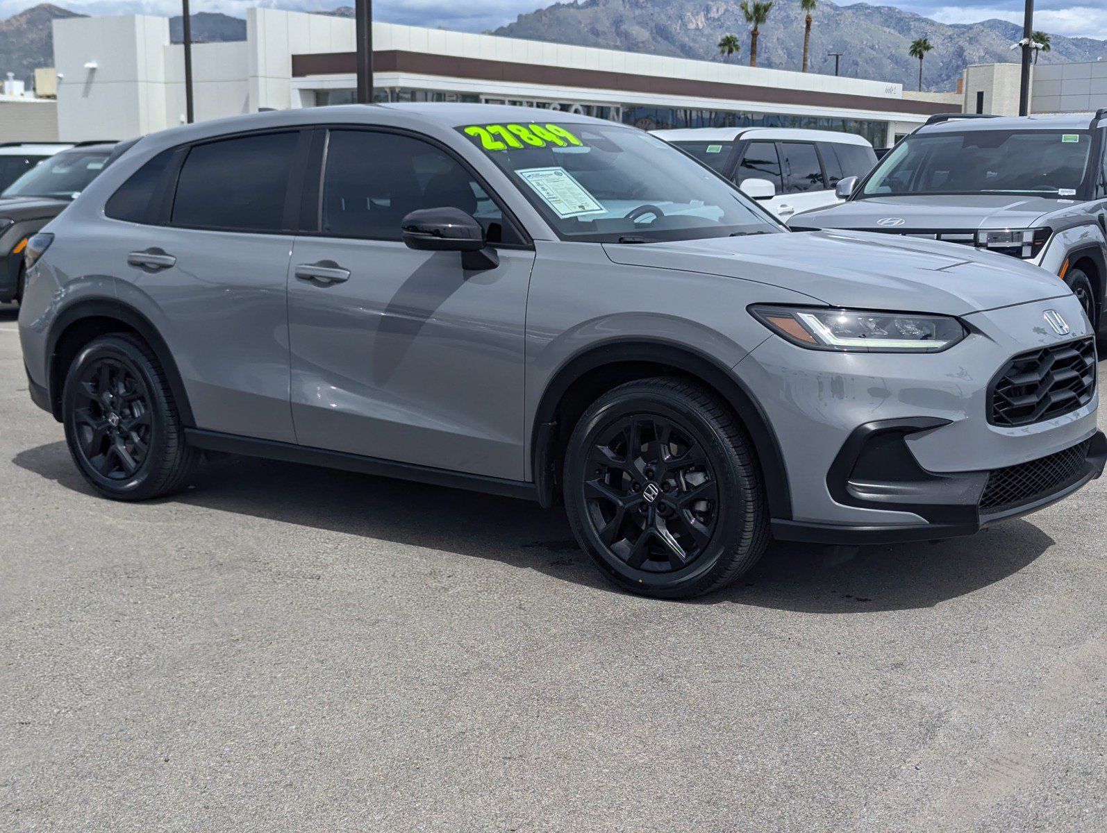 Used 2024 Honda HR-V Sport image 1