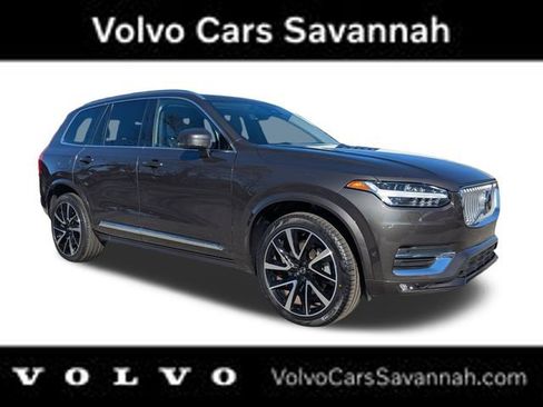 Certified 2023 Volvo XC90 B5 Plus image 1