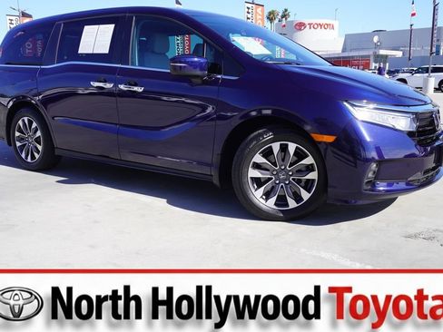 Used 2023 Honda Odyssey EX-L image 1