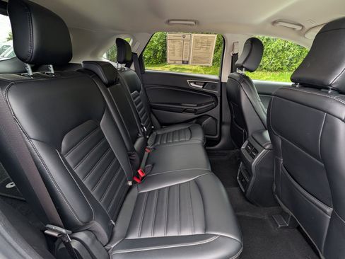 Used 2024 Ford Edge SEL image 29