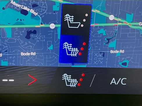 Used 2025 Chevrolet Tahoe LT image 20