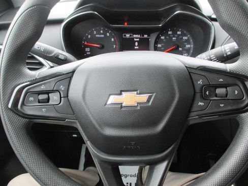 Used 2023 Chevrolet TrailBlazer LT image 18