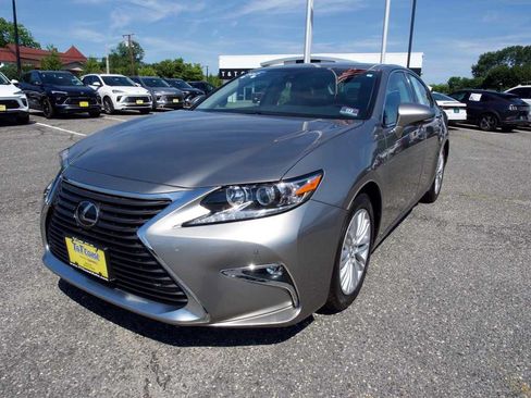 Used 2017 Lexus ES 350 w/ Premium Package FWD image 1