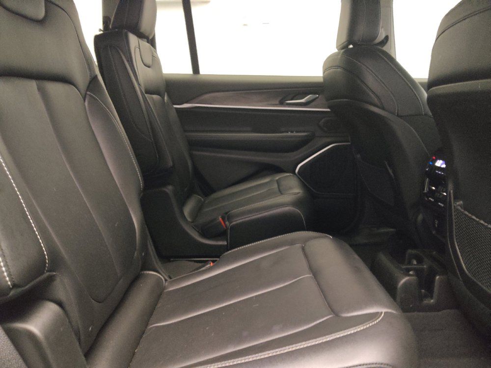 Used 2021 Jeep Grand Cherokee L Limited RWD image 19