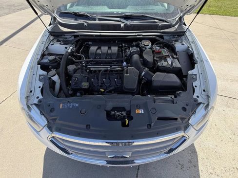Used 2014 Ford Taurus SEL w/ Equipment Group 201A FWD image 25