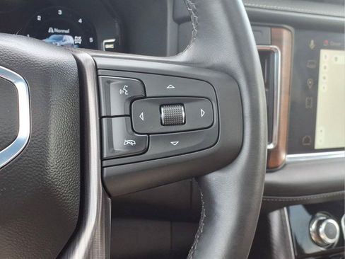 Used 2024 GMC Yukon Denali Ultimate AWD/4WD image 27