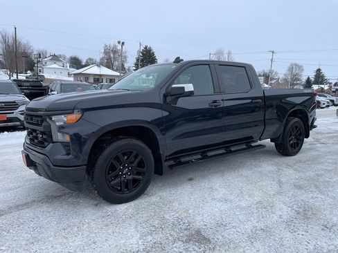 Used 2023 Chevrolet Silverado 1500 Custom image 1