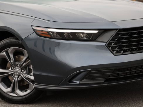 Used 2024 Honda Accord EX image 6