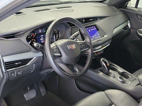 Certified 2023 Cadillac XT4 Premium Luxury FWD image 10