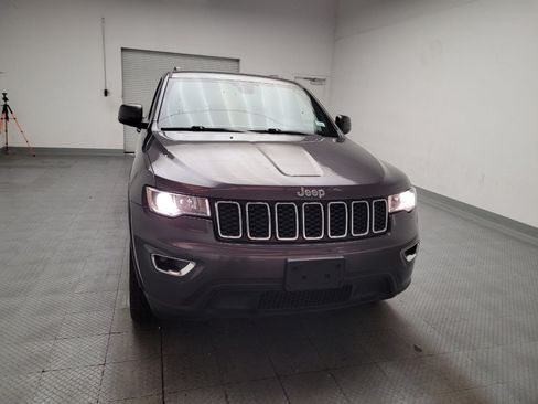 Used 2021 Jeep Grand Cherokee Laredo AWD/4WD image 14