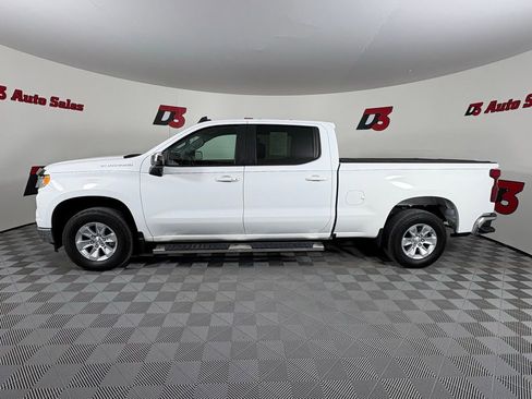 Used 2023 Chevrolet Silverado 1500 LT AWD/4WD image 3