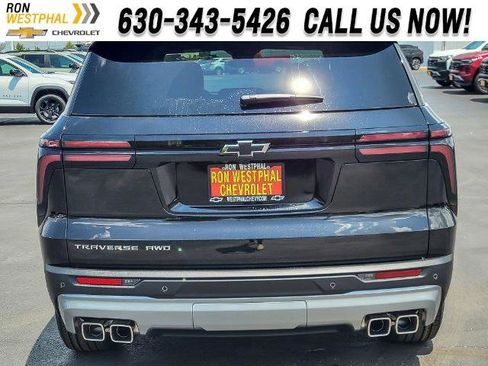 New 2025 Chevrolet Traverse LT image 5