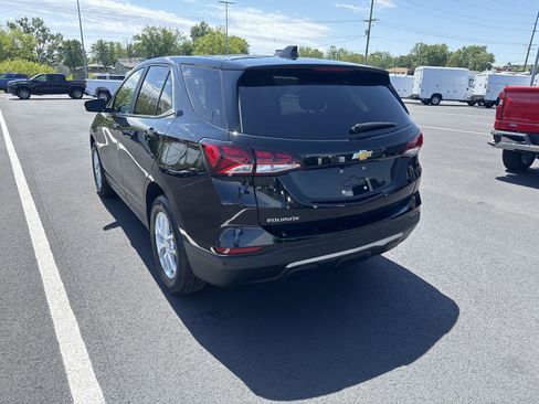 Used 2024 Chevrolet Equinox LT w/ LPO, Floor Liner Package FWD image 4