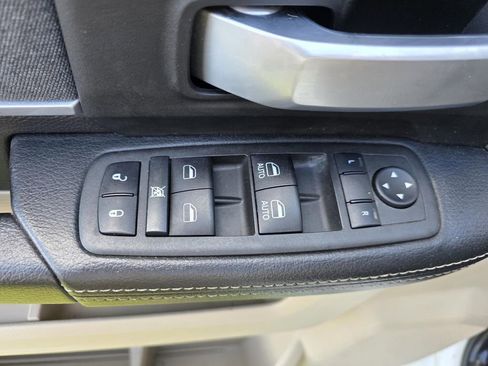 Used 2022 RAM 2500 Big Horn AWD/4WD image 12