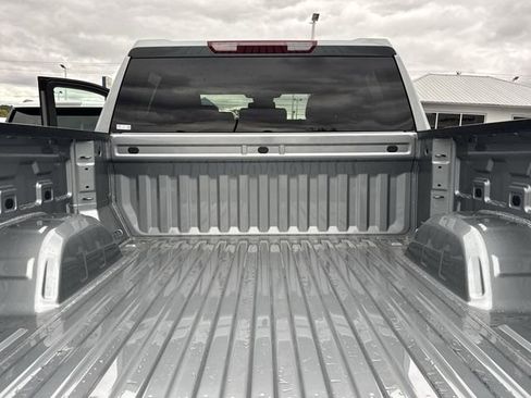 New 2026 GMC Sierra 1500 SLT w/ SLT Premium Package AWD/4WD image 10