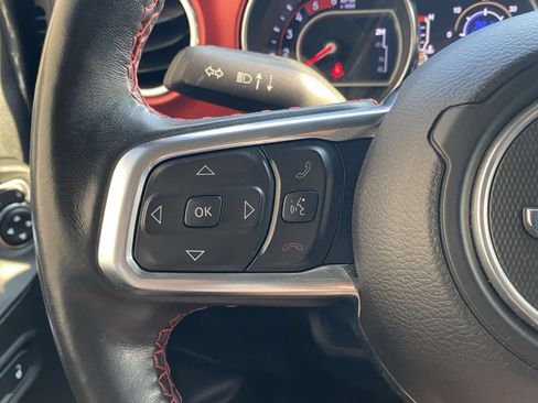 Used 2021 Jeep Gladiator Rubicon AWD/4WD image 31