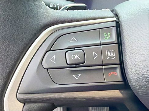 New 2026 Jeep Grand Cherokee L Limited AWD/4WD image 37