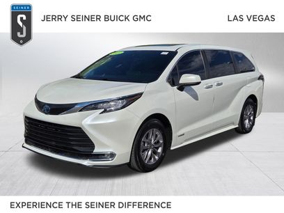 Used 2021 Toyota Sienna XLE