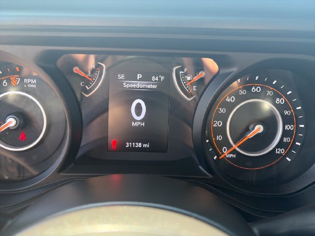 Certified 2025 Jeep Gladiator Sport AWD/4WD image 16