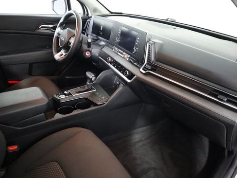 Used 2023 Kia Sportage LX image 56