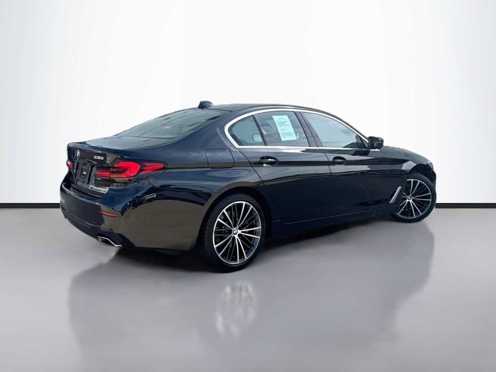 Used 2023 BMW 530i xDrive w/ Premium Package AWD/4WD image 3