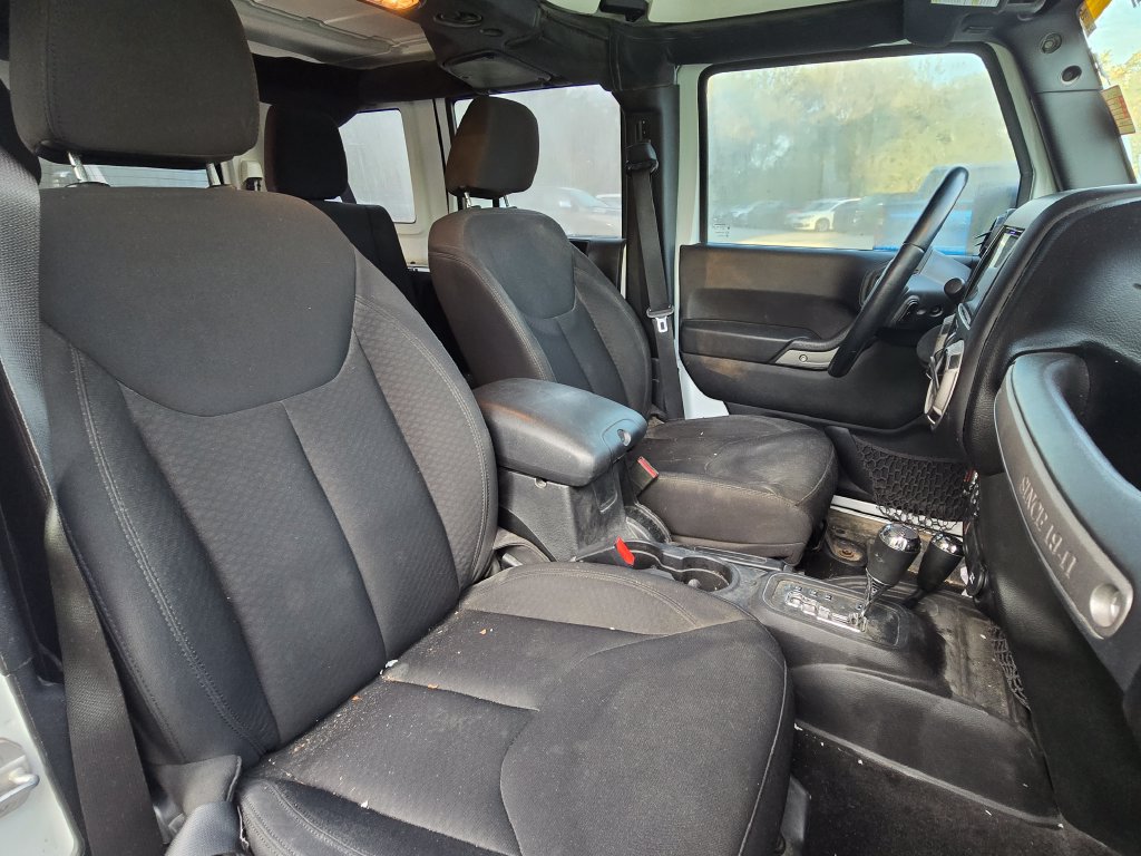 Used 2015 Jeep Wrangler Unlimited Sport w/ Quick Order Package 24S AWD/4WD image 22