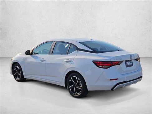 Used 2024 Nissan Sentra SV FWD image 7