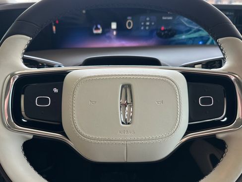 New 2026 Lincoln Nautilus Black Label w/ Jet Appearance Package AWD/4WD image 23