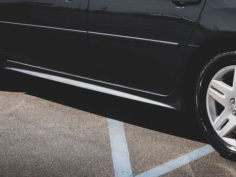 Used 2014 Chevrolet Impala LT w/ LT Sunroof Package image 4