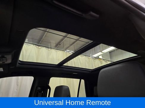 Used 2022 Chevrolet Tahoe Z71 w/ Z71 Off-Road Package AWD/4WD image 17