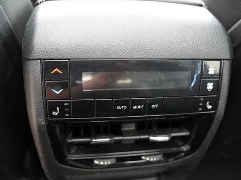 Certified 2024 Jeep Grand Cherokee L Limited w/ Luxury Tech Group II AWD/4WD image 20