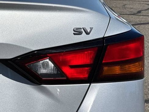 Used 2024 Nissan Altima 2.5 SV FWD image 47