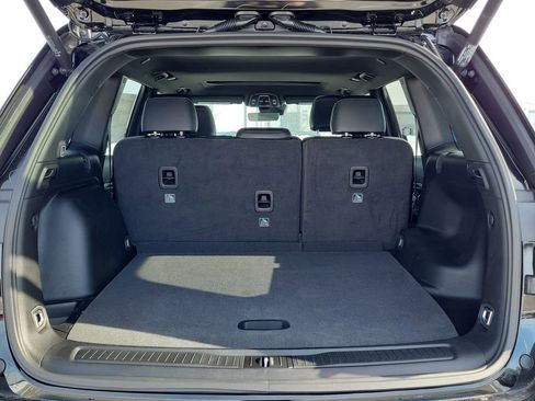 New 2026 Jeep Grand Cherokee Altitude AWD/4WD image 3