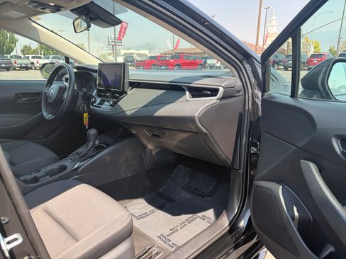 Used 2024 Toyota Corolla LE FWD image 28