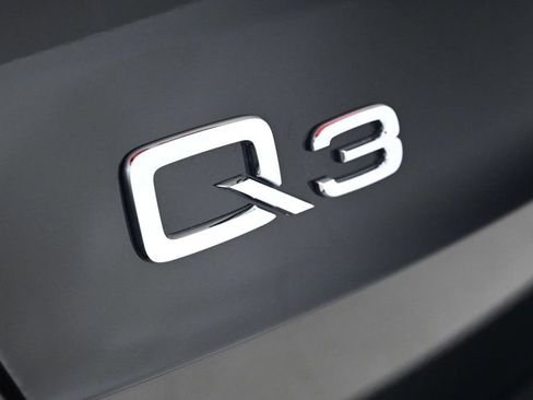 Certified 2025 Audi Q3 2.0T Premium w/ Convenience Package image 23