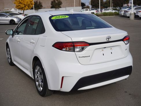 Used 2020 Toyota Corolla LE image 8