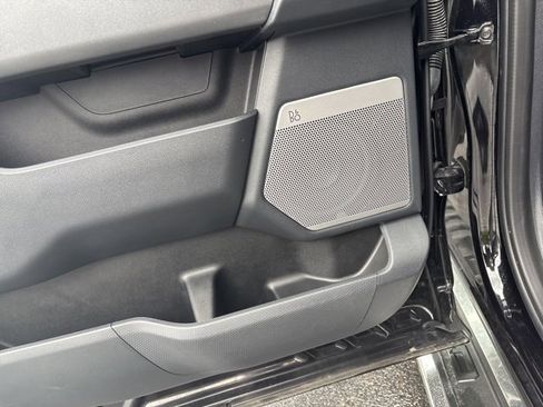 Used 2023 Ford F150 Lariat w/ Equipment Group 502A High image 19