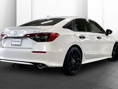 Used 2024 Honda Civic Sport image 13