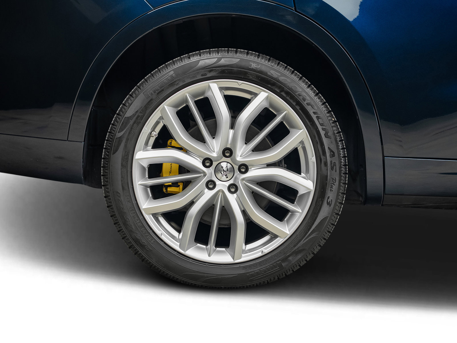 Used 2022 Maserati Levante GT AWD/4WD image 31