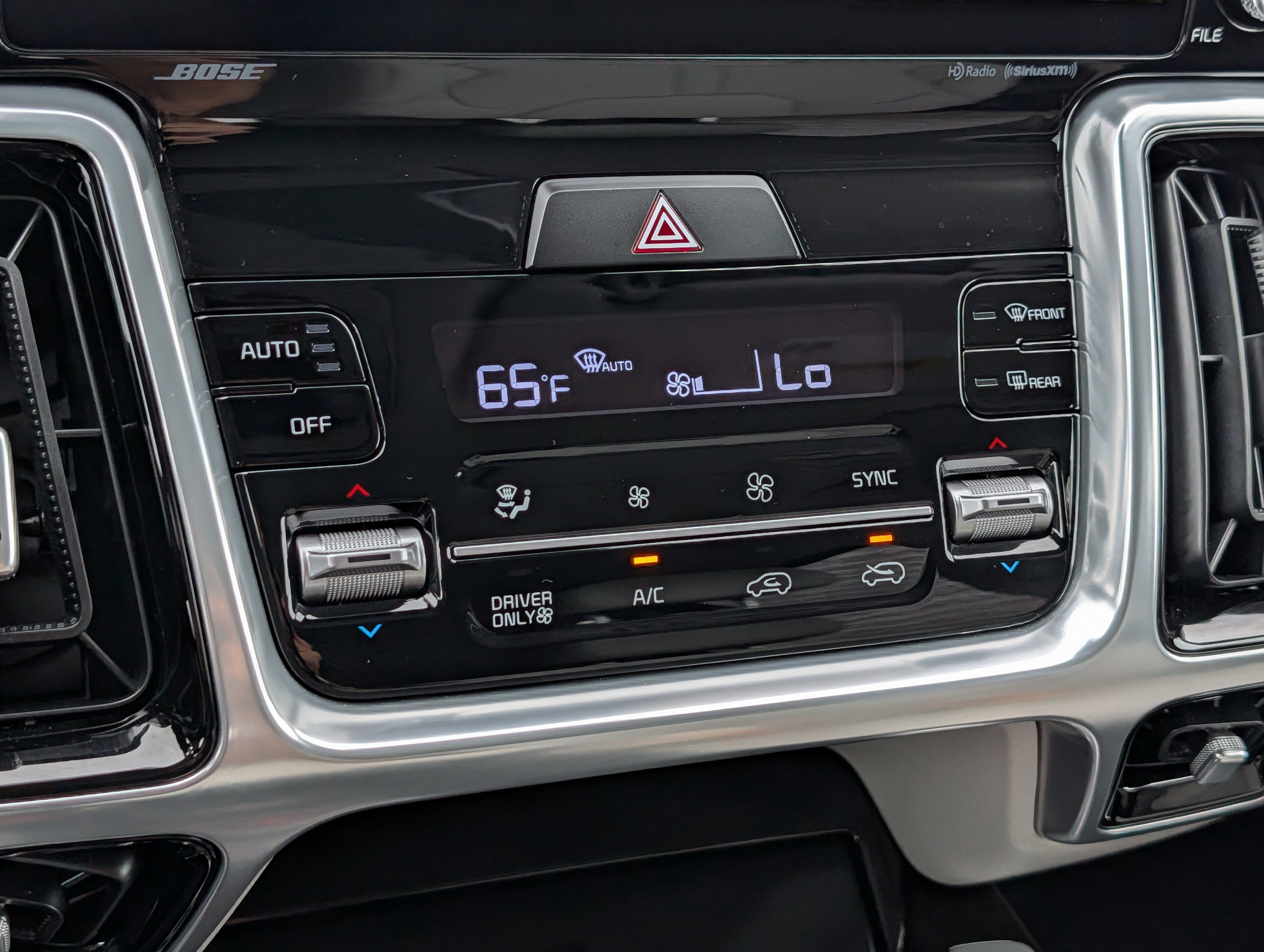 Certified 2023 Kia Sorento SX Prestige AWD/4WD image 23