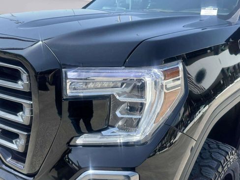 Used 2021 GMC Sierra 1500 AT4 AWD/4WD image 11